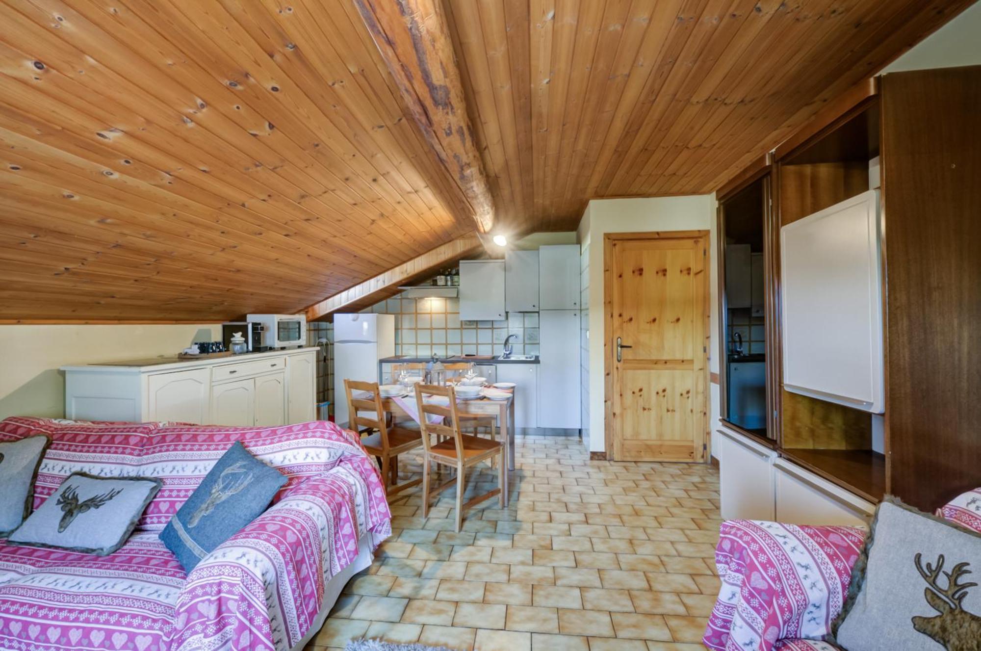 Holiday home Maison Zerbion Antagnod - Attic Charm Lounge And Garden Cir 0103