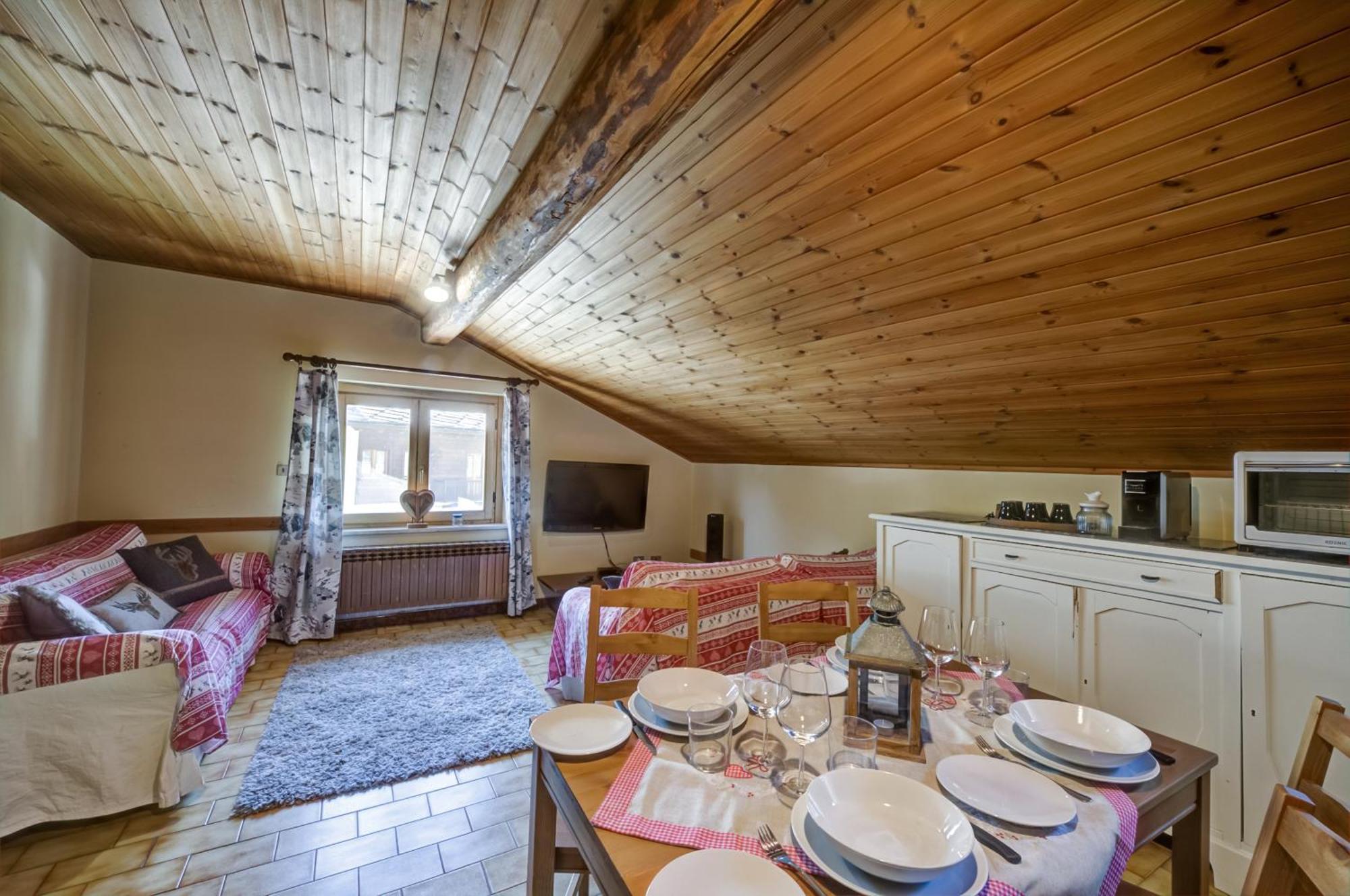 Maison Zerbion Antagnod - Attic Charm Lounge And Garden Cir 0103 Champoluc